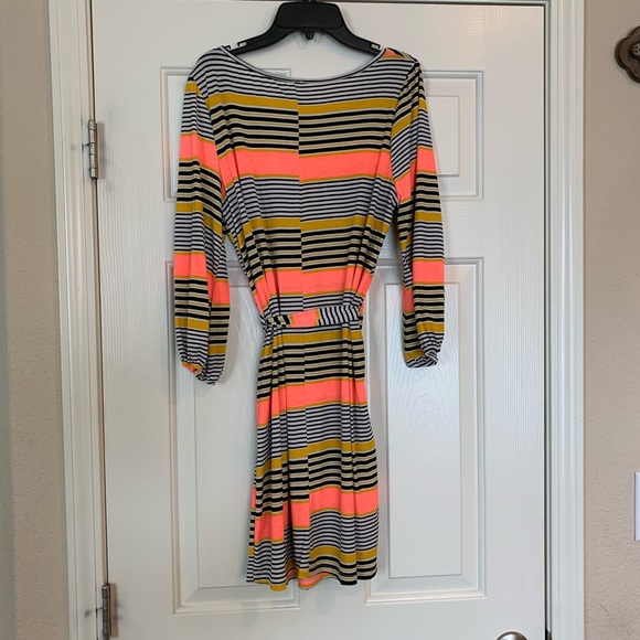 ❤️NEW S Black, Coral, Yellow Tie Waist Dress - Picture 9 of 9